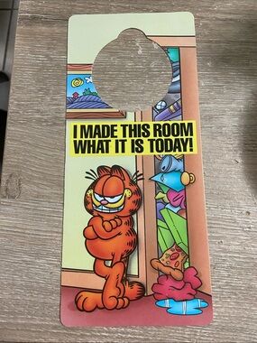 1978 Garfield Door Hanger I MADE THIS ROOM WHAT IT IS TODAY Do Not Disturb